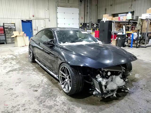 2017 BMW M4 - zdjęcie 13