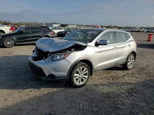 2017 Nissan Rogue Sport S - zdjęcie 13