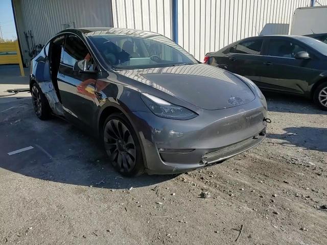 2023 Tesla Model Y - zdjęcie 15