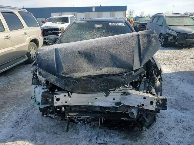 2025 Toyota Camry Xse - zdjęcie 13