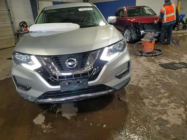 2017 Nissan Rogue S - zdjęcie 14