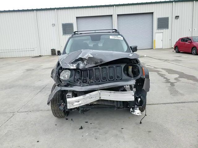 2016 Jeep Renegade Latitude - zdjęcie 14