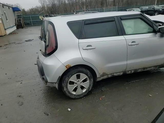 2016 Kia Soul Base - zdjęcie 13