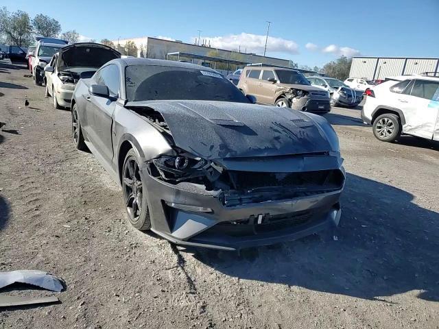 2020 Ford Mustang Gt - zdjęcie 13