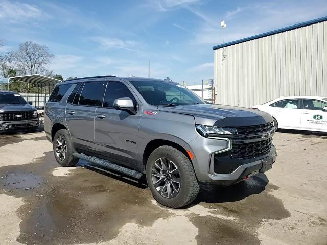 2021 Chevrolet Tahoe K1500 Z71 - zdjęcie 14