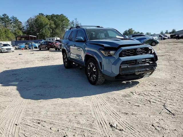 2025 Toyota 4Runner Sr5 - zdjęcie 15