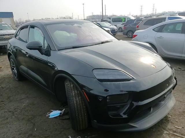 2025 Porsche Macan 4S - zdjęcie 14