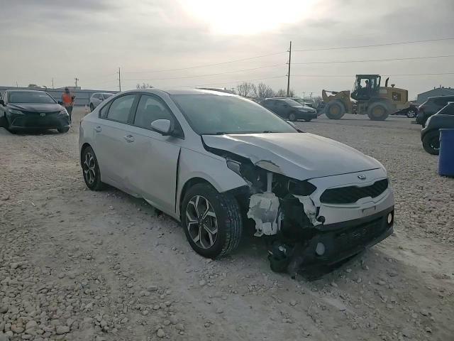 2019 Kia Forte Lxs - zdjęcie 13