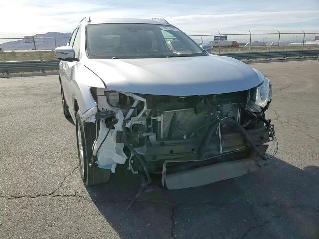 2019 Nissan Rogue Sv - zdjęcie 15