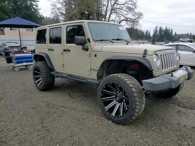 2017 Jeep Wrangler Unlimited Sahara - zdjęcie 14