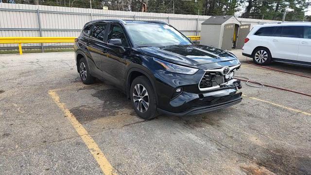 2025 Toyota Highlander Xle - zdjęcie 14