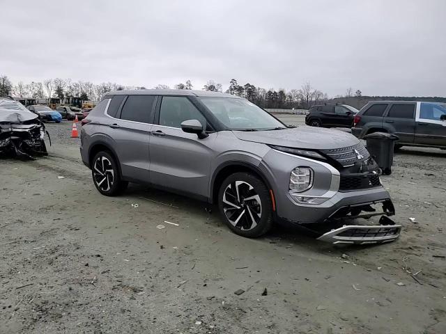 2022 Mitsubishi Outlander Se - zdjęcie 13