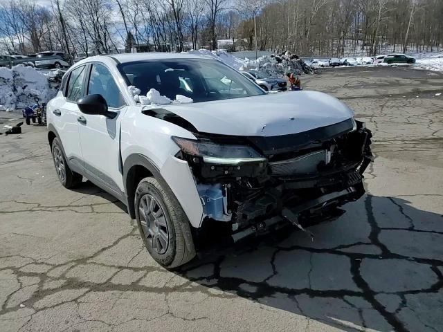 2025 Nissan Kicks S - zdjęcie 14