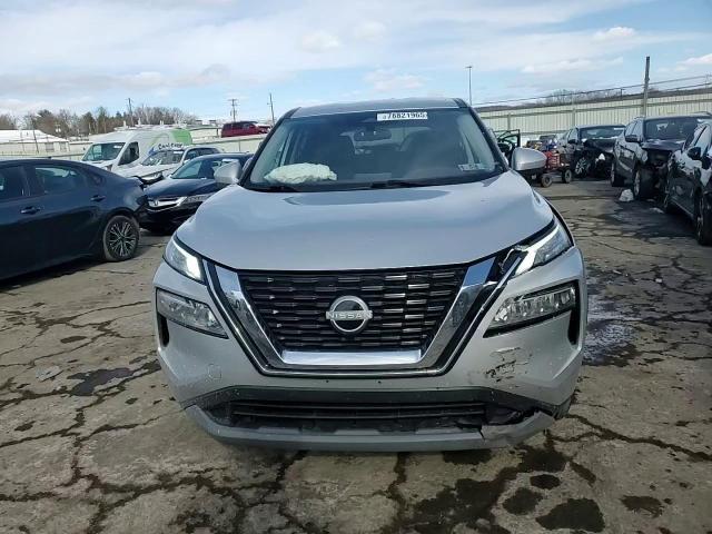 2023 Nissan Rogue Sv - zdjęcie 14