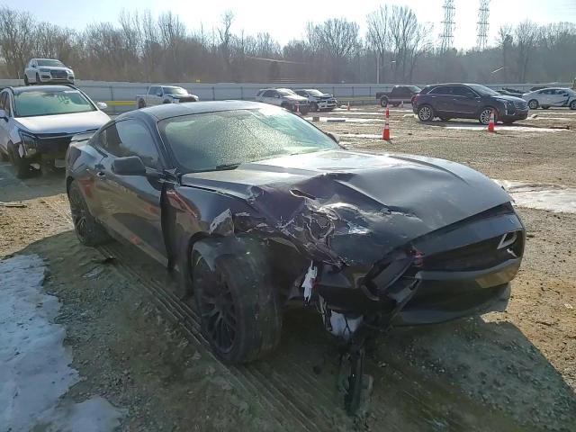 2015 Ford Mustang - zdjęcie 13