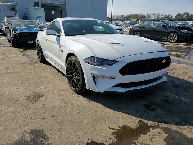 2019 Ford Mustang Gt - zdjęcie 13