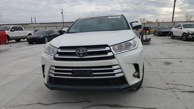 2017 Toyota Highlander Le - zdjęcie 15