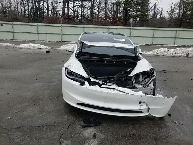 2024 Tesla Model 3 - zdjęcie 13