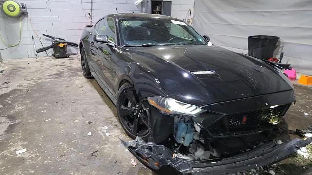 2021 Ford Mustang Gt - zdjęcie 13