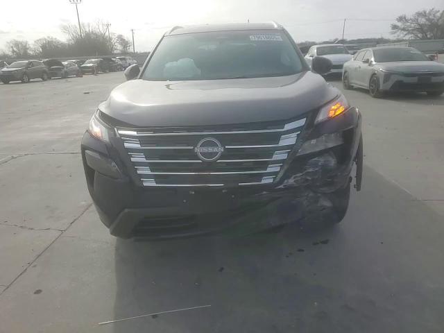 2025 Nissan Rogue Sv - zdjęcie 13