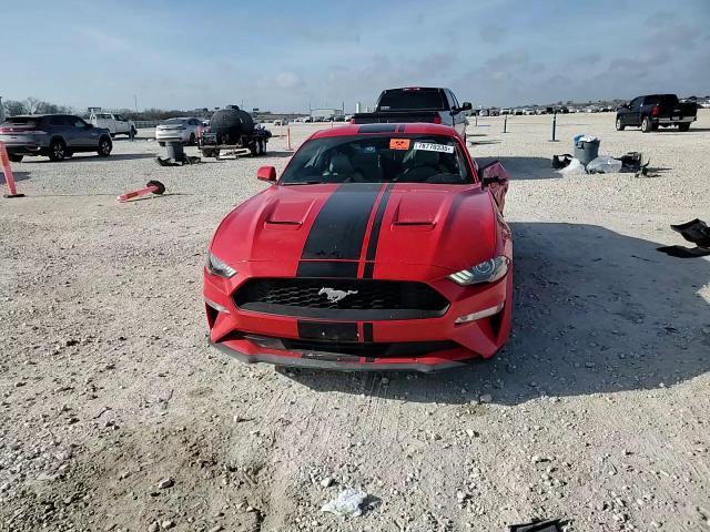 2019 Ford Mustang - zdjęcie 13