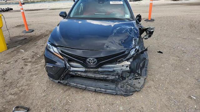 2022 Toyota Camry Xse - zdjęcie 13