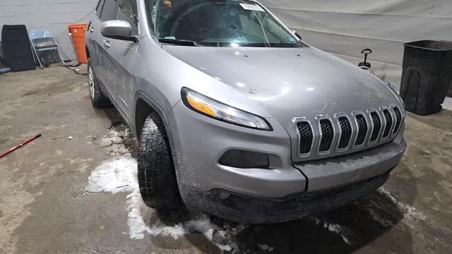 2016 Jeep Cherokee Latitude - zdjęcie 13