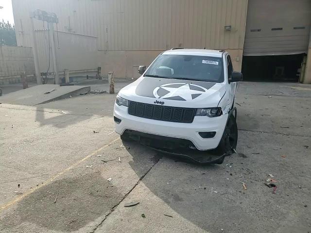 2021 Jeep Grand Cherokee Laredo - zdjęcie 14