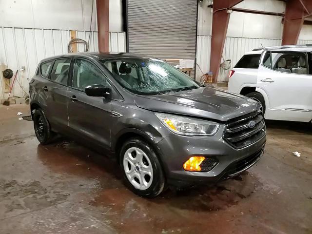 2017 Ford Escape S - zdjęcie 14