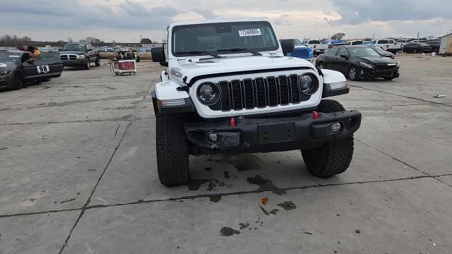 2025 Jeep Wrangler Rubicon - zdjęcie 13