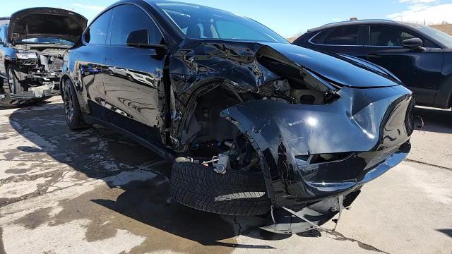2025 Tesla Model Y - zdjęcie 15