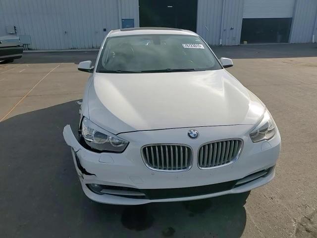 2013 BMW 550 Xigt - zdjęcie 14