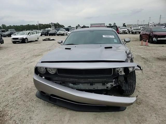 2014 Dodge Challenger Sxt - zdjęcie 13