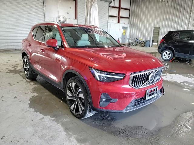 2024 Volvo Xc40 Plus - zdjęcie 14