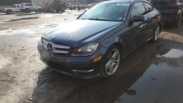 2013 Mercedes-Benz C 250 - zdjęcie 13