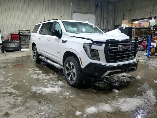 2026 GMC Yukon Xl At4 - zdjęcie 15