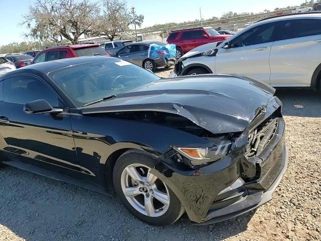 2016 Ford Mustang - zdjęcie 13