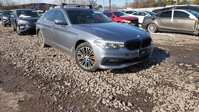 2018 BMW 530 Xi - zdjęcie 13