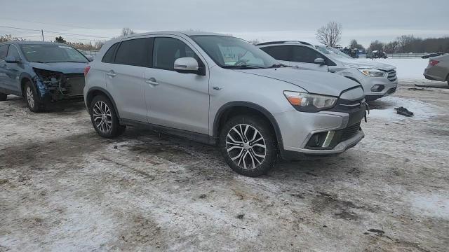 2018 Mitsubishi Outlander Sport Es - zdjęcie 14