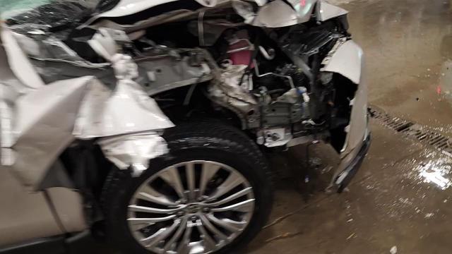 2021 Toyota Venza Limited - zdjęcie 14