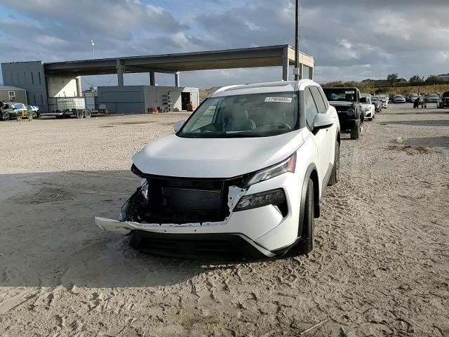 2024 Nissan Rogue Sv - zdjęcie 14