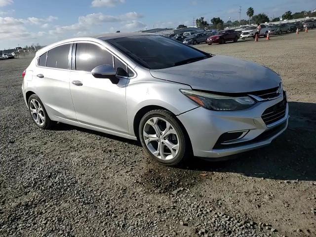 2018 Chevrolet Cruze Premier - zdjęcie 13