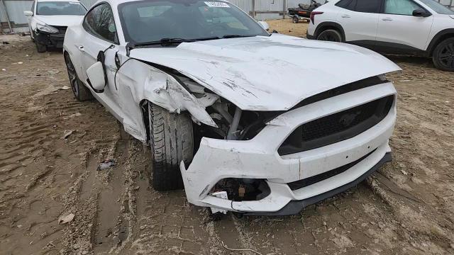 2015 Ford Mustang - zdjęcie 13