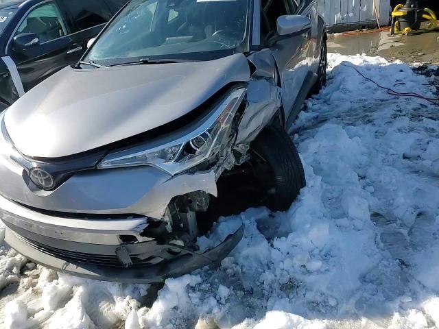 2018 Toyota C-Hr Xle Premium - zdjęcie 13