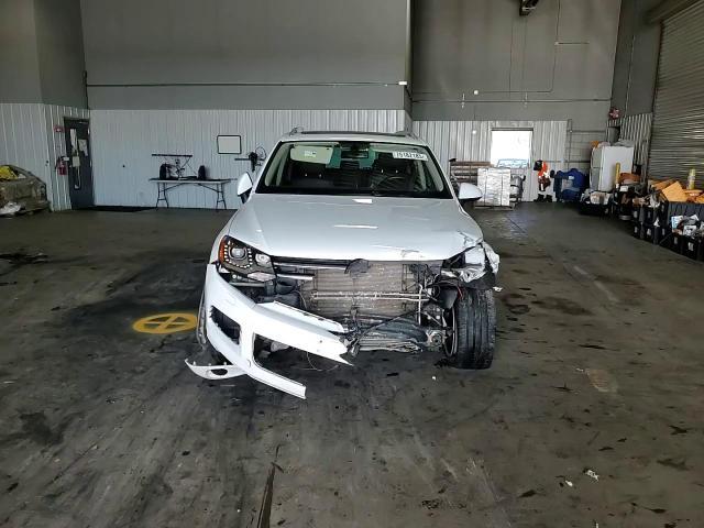 2014 Volkswagen Touareg V6 - zdjęcie 14