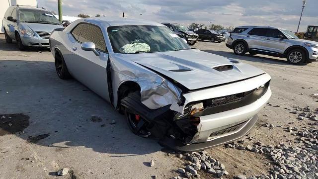 2021 Dodge Challenger R - zdjęcie 13