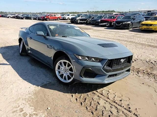 2024 Ford Mustang Gt - zdjęcie 14