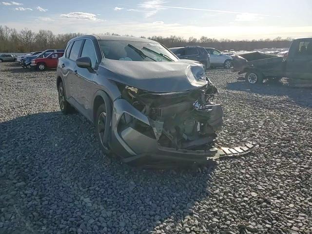 2024 Nissan Rogue Sv - zdjęcie 15