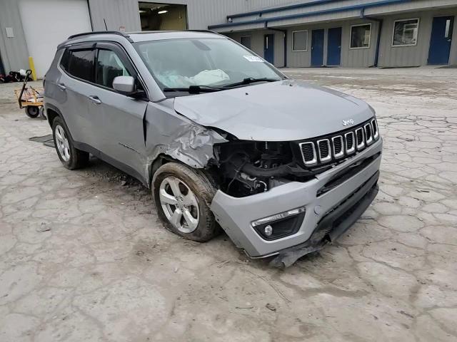 2019 Jeep Compass Latitude - zdjęcie 14