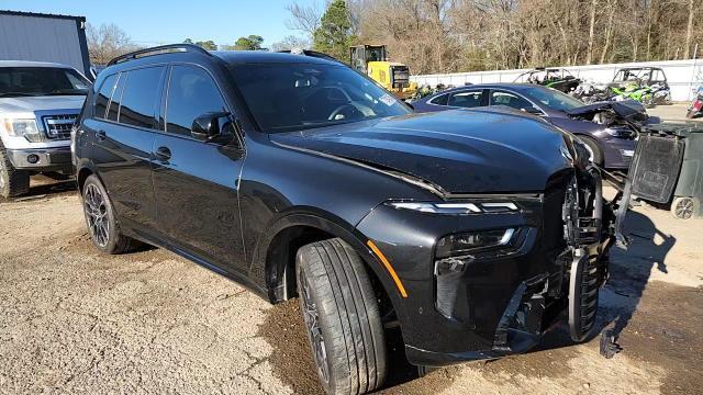 2026 BMW X7 M60I - zdjęcie 13